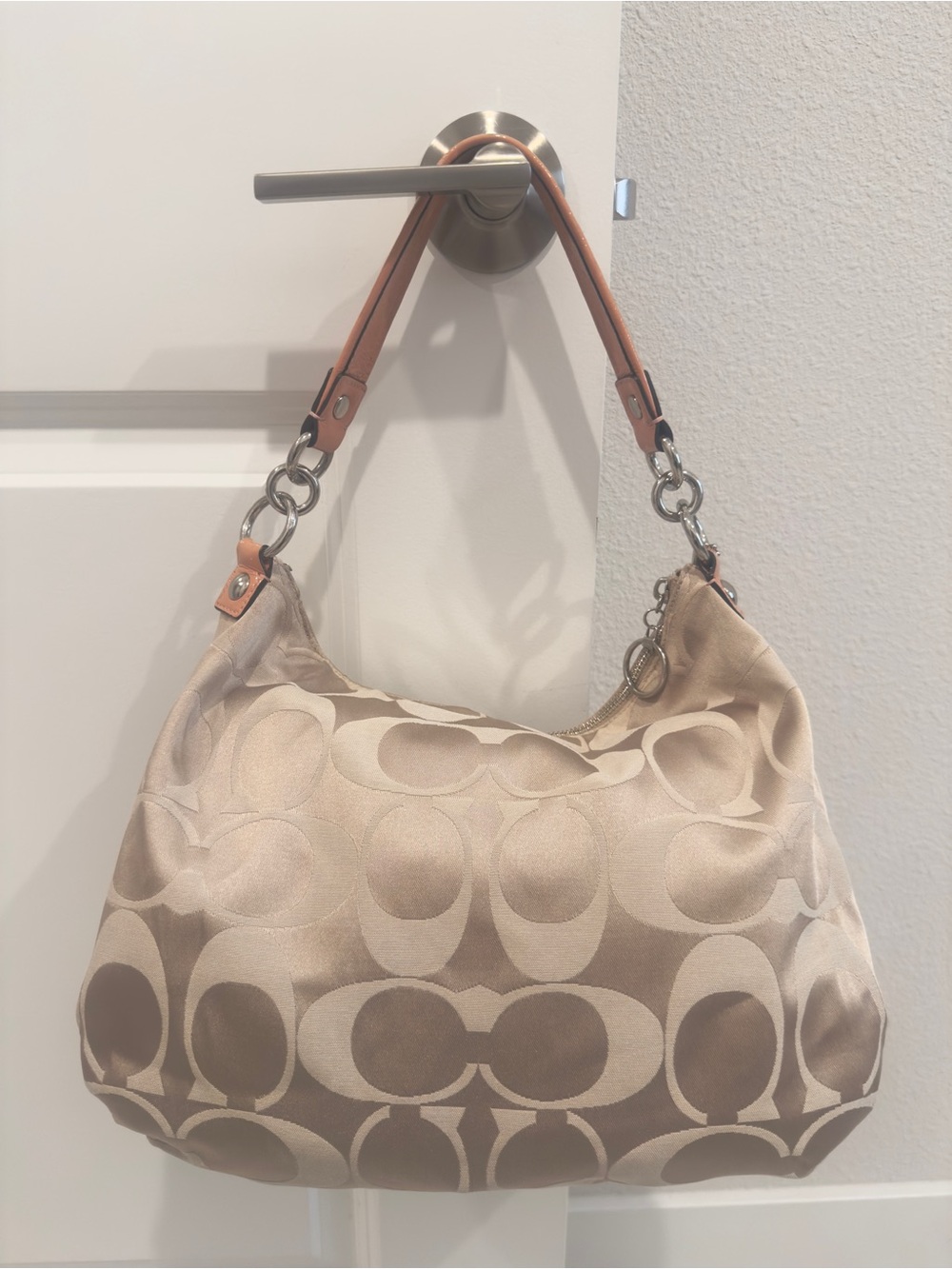 🧡 Coach Poppy Signature C Monogram Beige Hobo Hippie Crossbody/ Shoulder Bag - Picture 3 of 16
